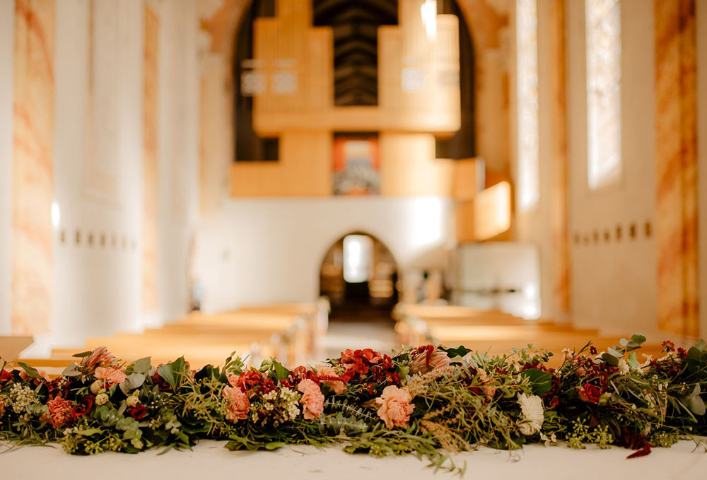 Decorazioni floreali per il Matrimonio nella Vecchia Chiesa dei Francescani a Bolzano
