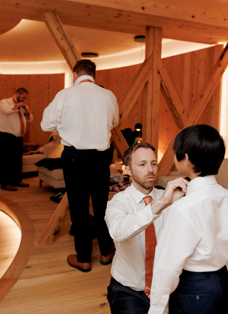 Summer wedding at Kulfuschgerhof, Dolomites, with wild flowers