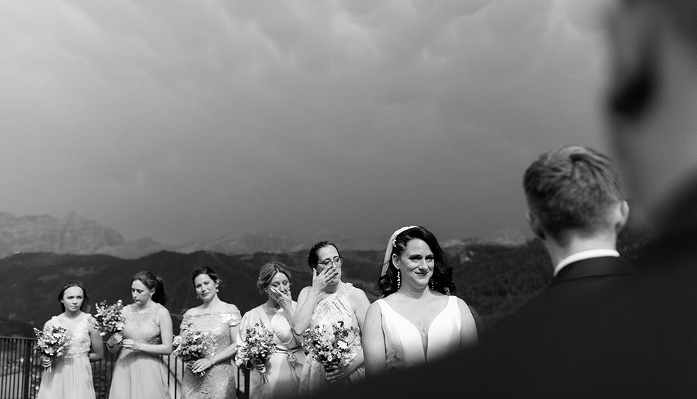 Summer wedding at Kulfuschgerhof, Dolomites, with wild flowers