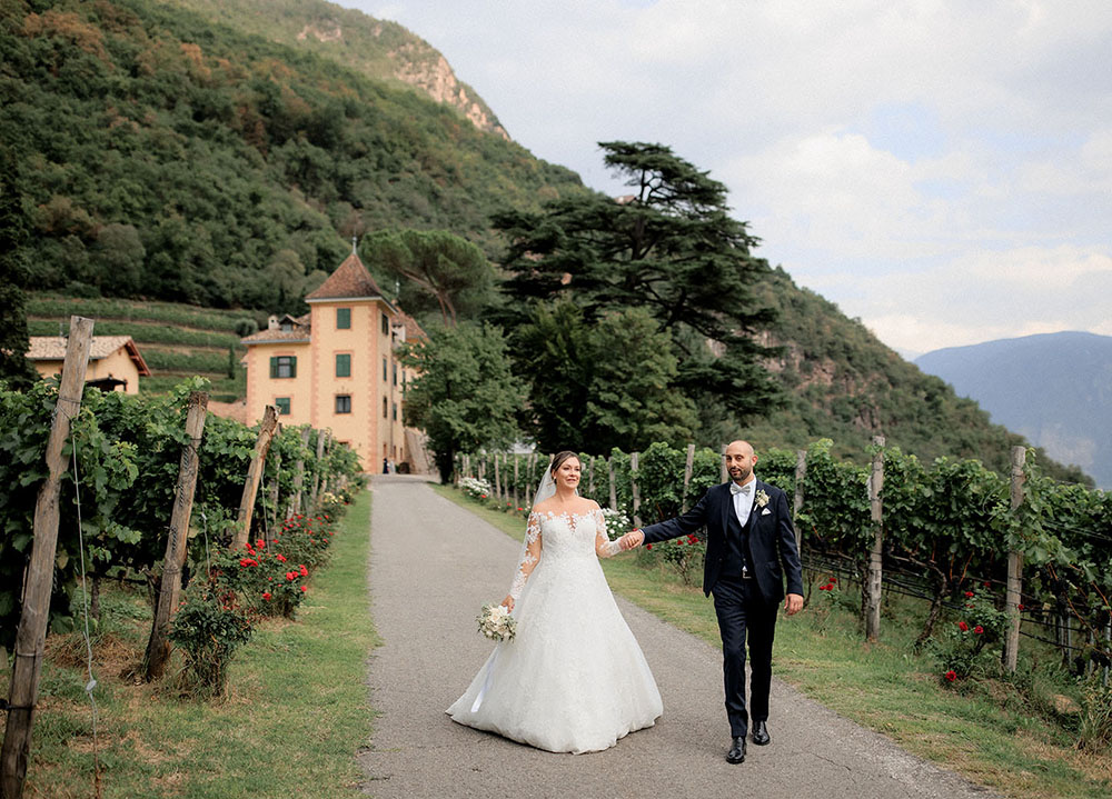 Matrimonio classico e romantico vicino a Bolzano fra i vigneti dell'Alto Adige