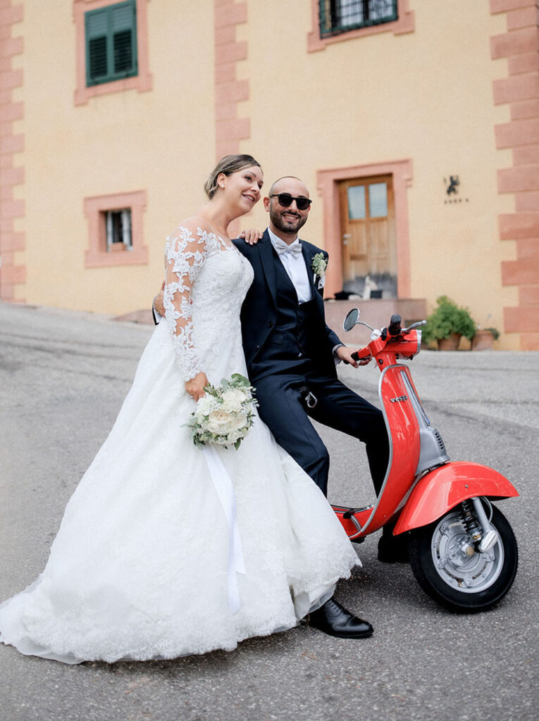 Matrimonio classico e romantico vicino a Bolzano fra i vigneti dell'Alto Adige
