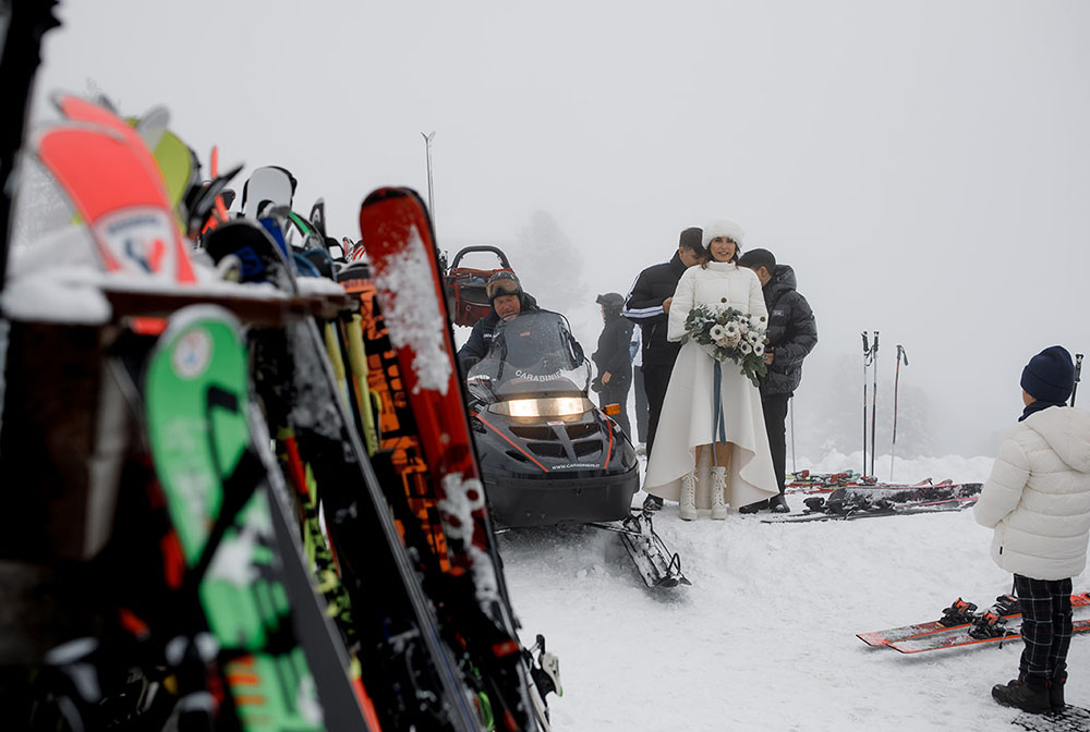 Matrimonio invernale sulle Dolomiti in Alto Adige