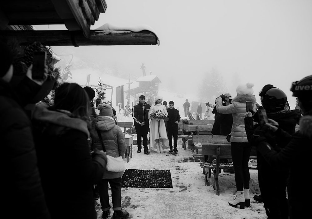 Matrimonio invernale sulle Dolomiti in Alto Adige