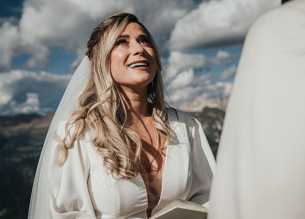 Intimate wedding in the Dolomites
