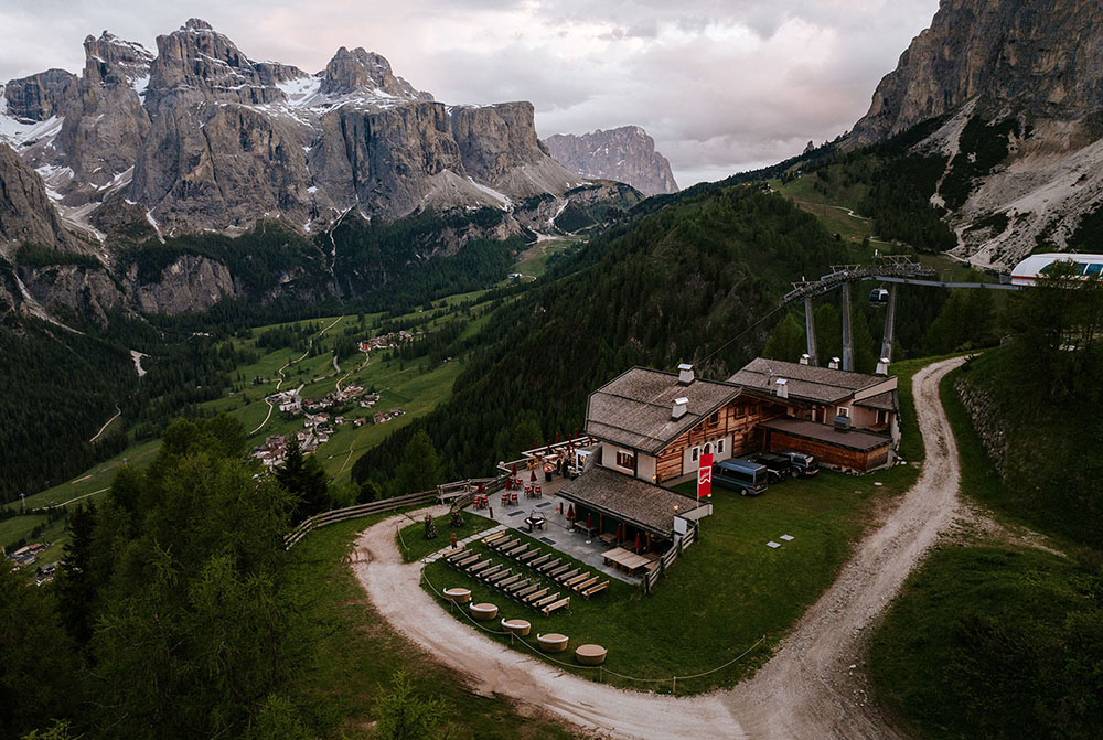 Wedding at Col Pradat in the Dolomites